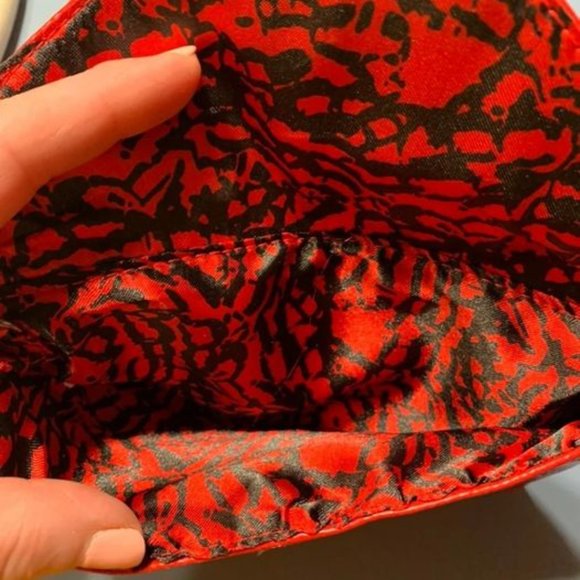 Mary Kay Clutch - Picture 3 of 5